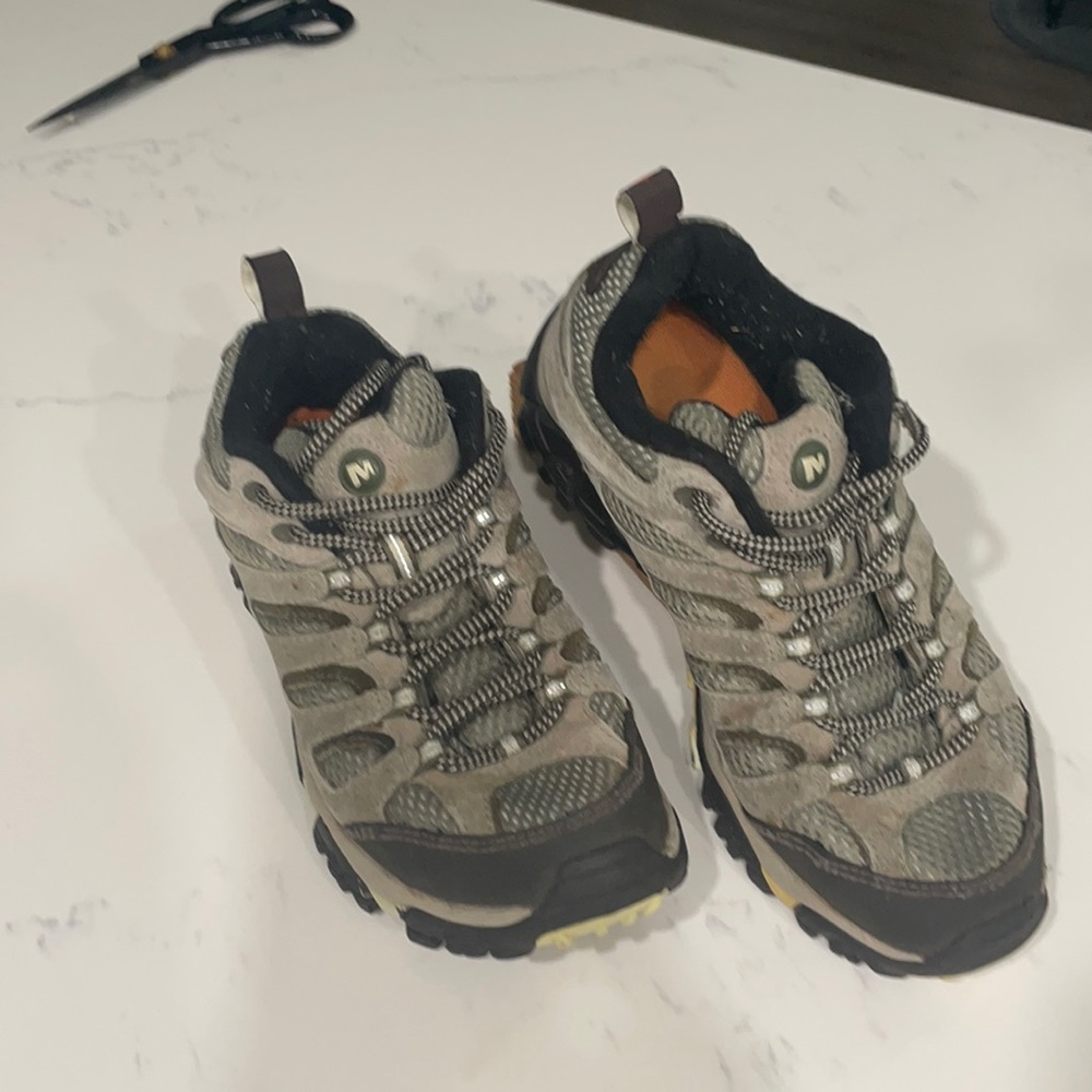 Merrill Vibram Hiking Shoes 6-1/5